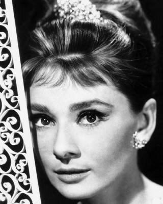 Audrey-Hepburn-227822.jpg